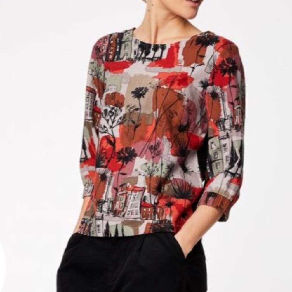 Red hemp ethically made top from the UK thought